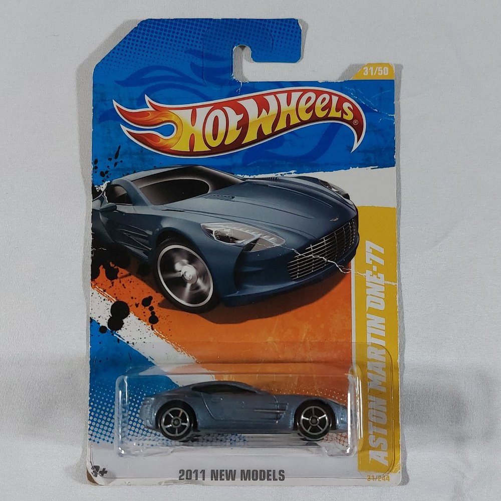 Hot Wheels Lot of 5 Un-opened - Picture 2 of 6